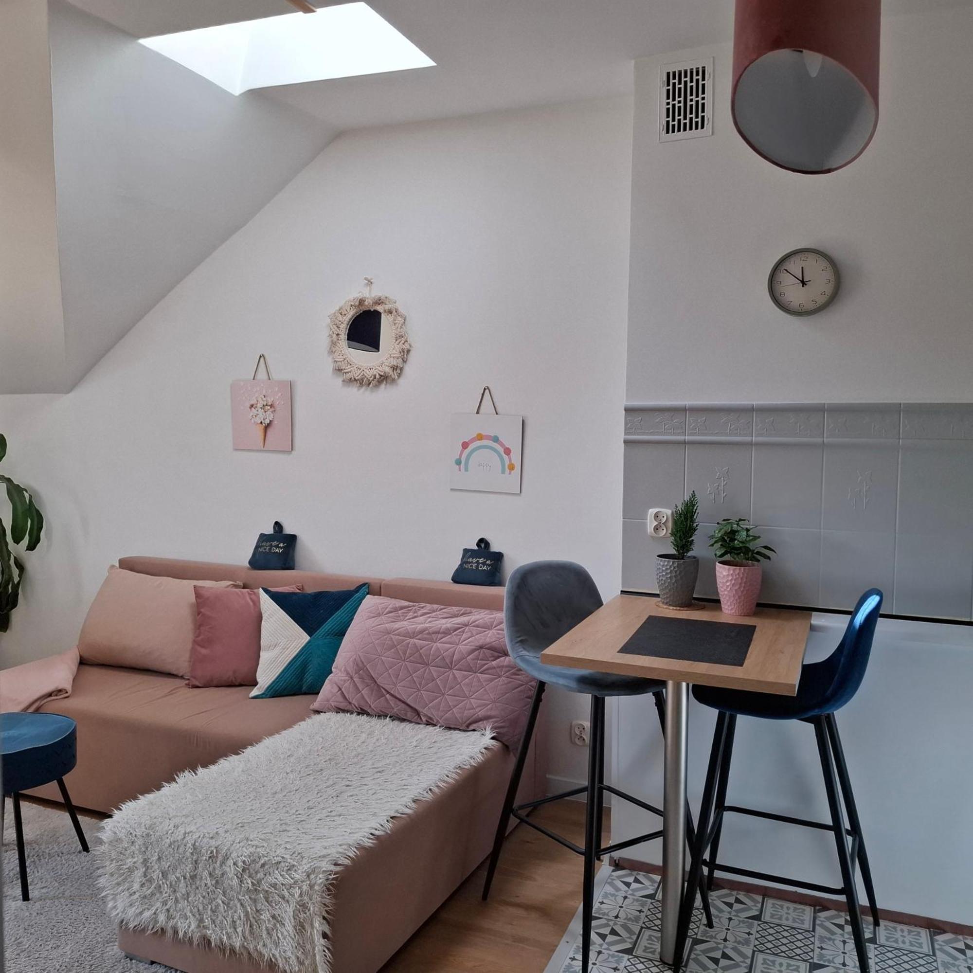 Apartament Pastelowy Krasków Εξωτερικό φωτογραφία